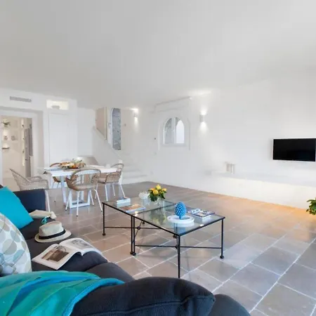 Sea Apartment
